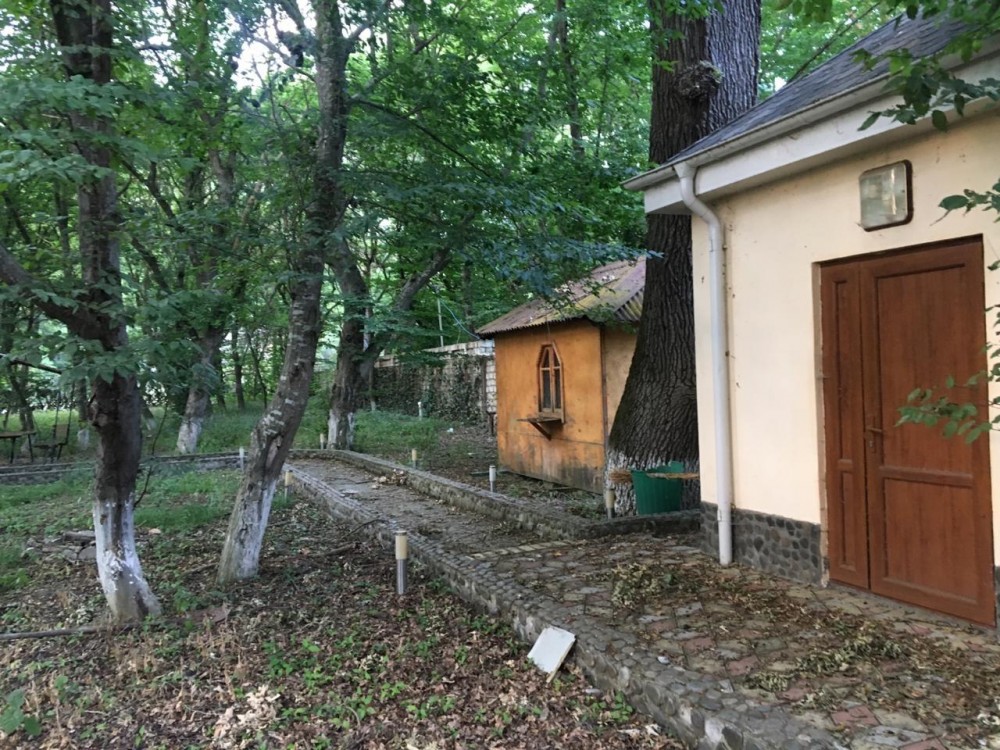 Keçmiş qayınatasının Röyaya bağışladığı villa 500 min dollara satılır - FOTOLAR